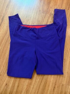 Nike Women’s Deep Purple Athletic Leggings
